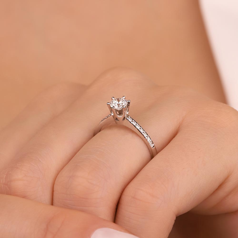 0,77 Karat Pırlanta Tiffany Tektaş Yüzük