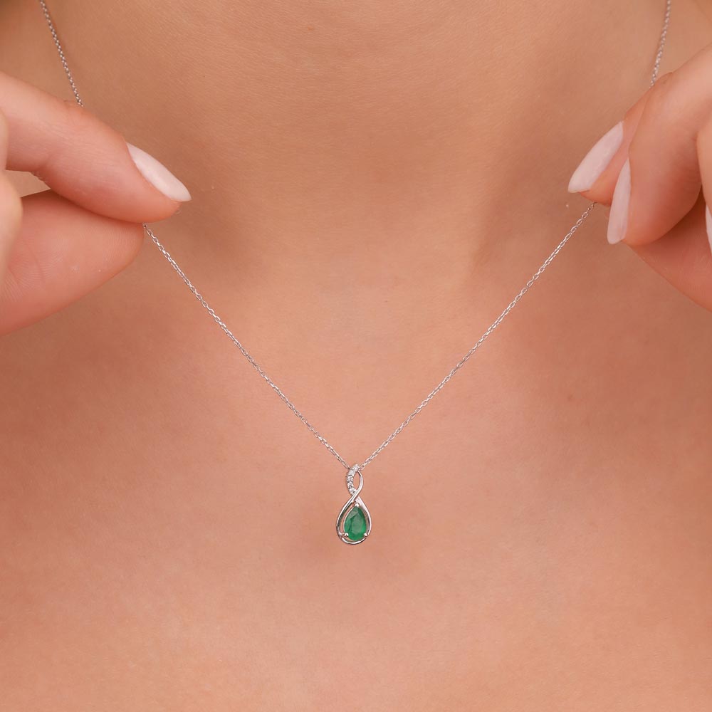 0,24 Karat Pırlanta Zümrüt Sonsuzluk Kolye