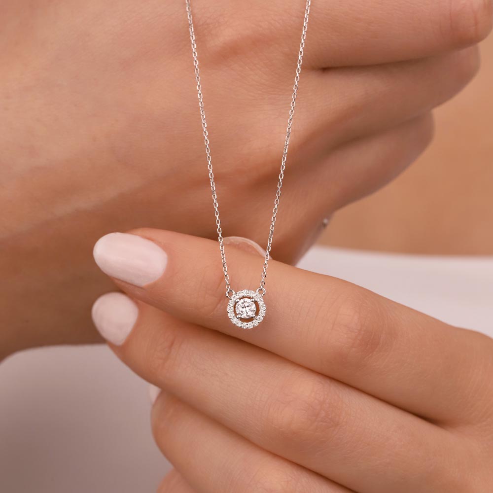 0,3 Karat Pırlanta Halo Tektaş Kolye