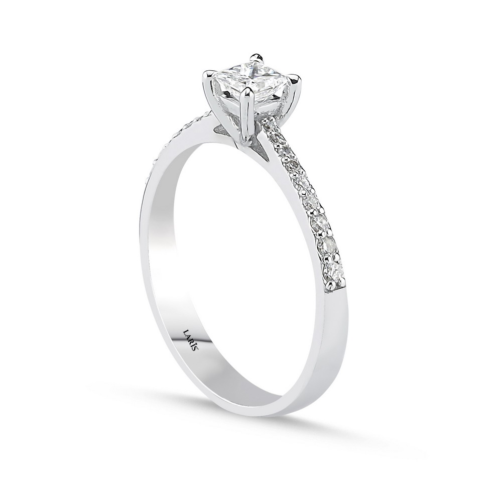 0,30 Karat Pırlanta Prenses Kesim Fantezi Tektaş Yüzük