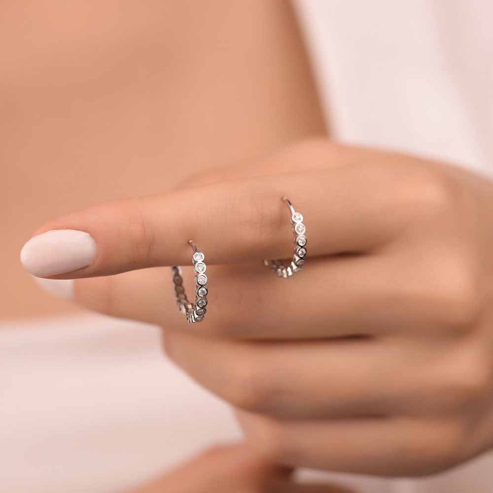 0,44 Karat Pırlantalı Halka Küpe