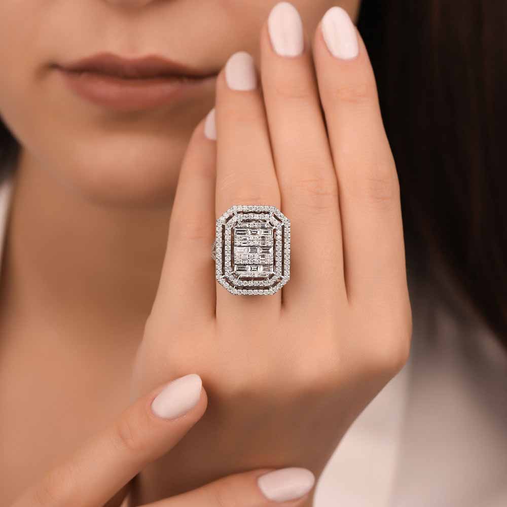 1,86 Karat Pırlanta Özel Tasarım Mega Baget Yüzük