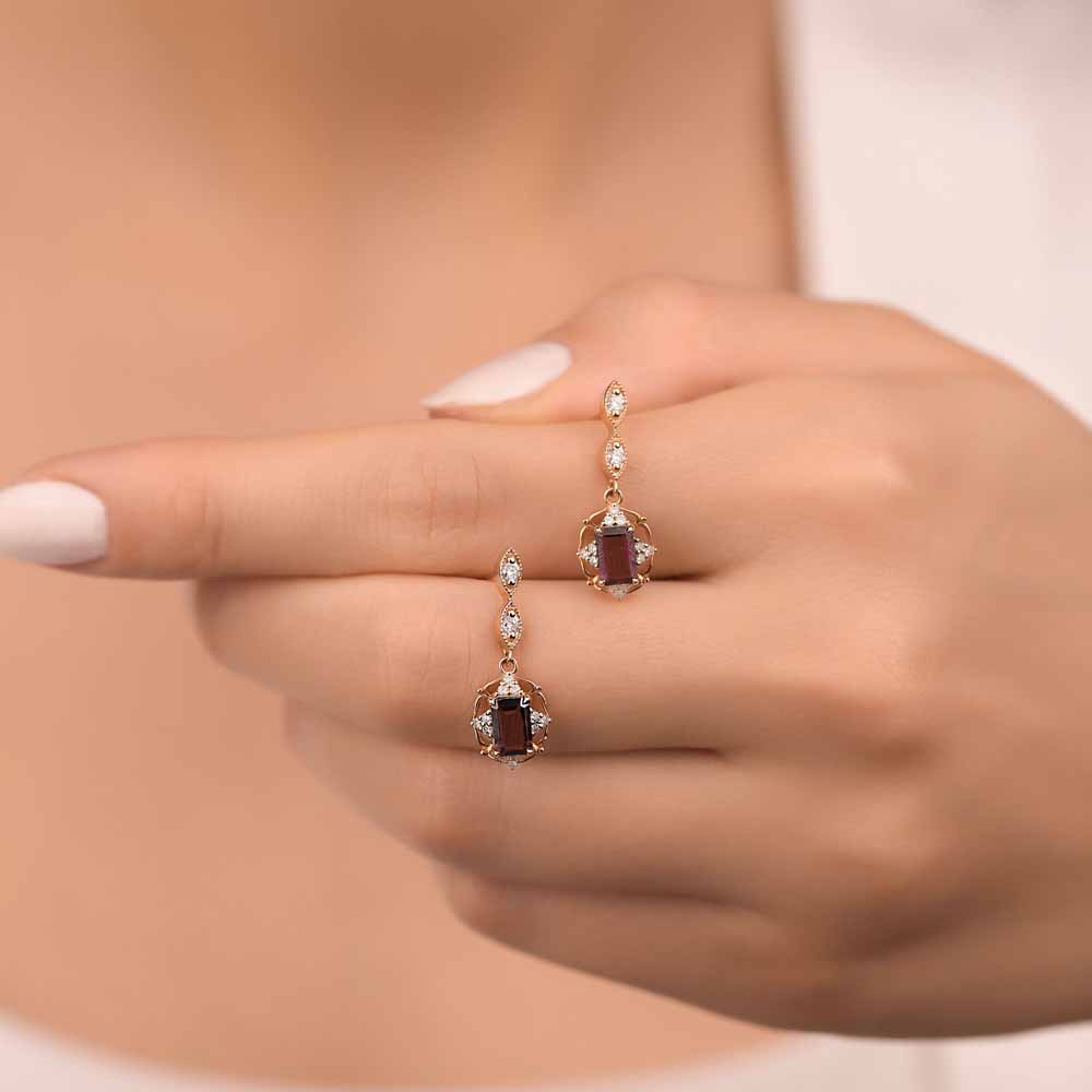 1,68 Karat Pırlanta Vintage Rhodolite Küpe