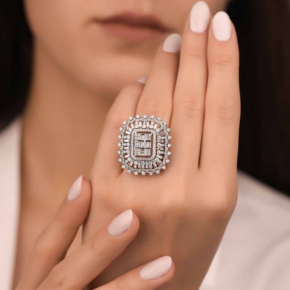 2,96 Karat Pırlanta Özel Tasarım Mega Baget Yüzük