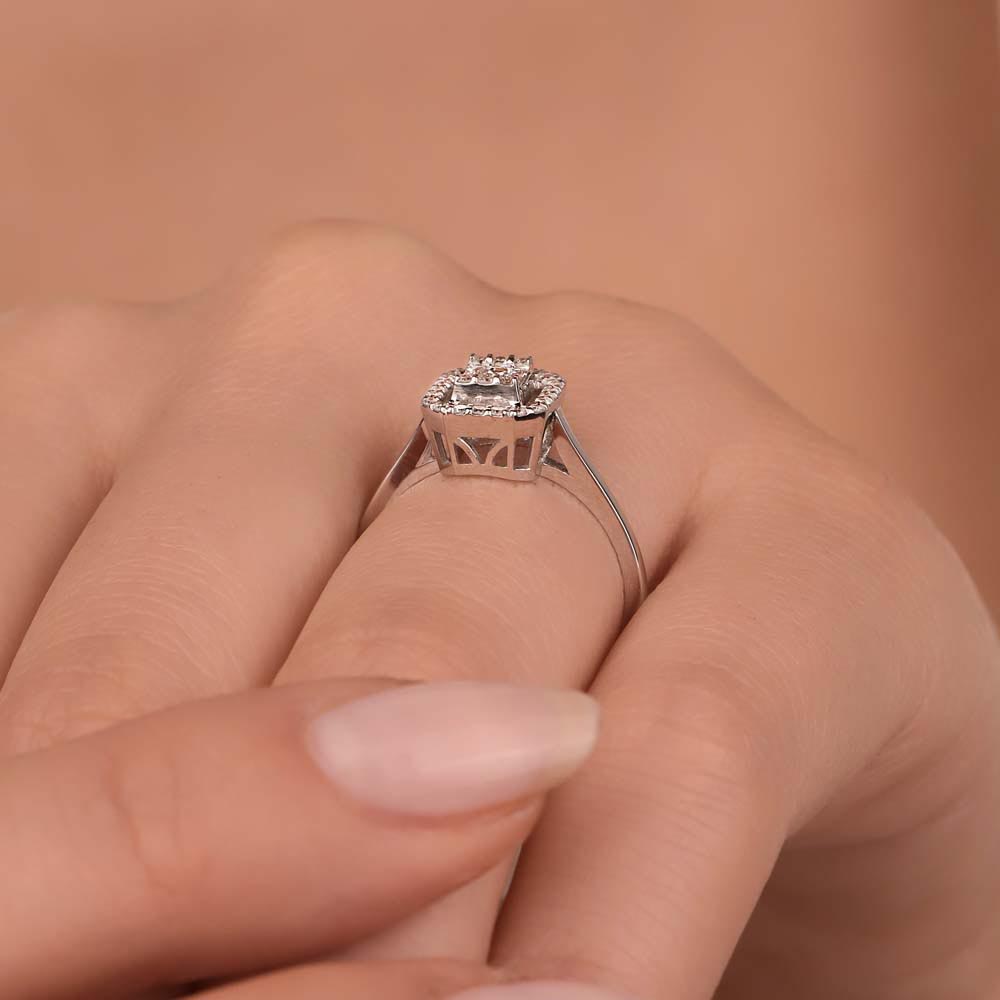 Baget Yüzükler 0.27 Karat Pırlanta Flora Baget Yüzük