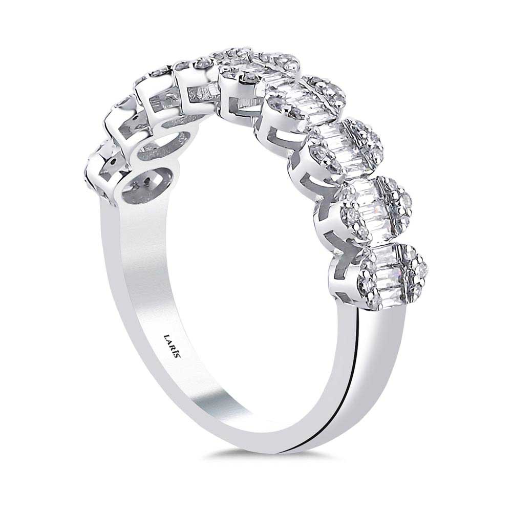 0,61 Karat Pırlanta Baget Yarımtur Dainty Tasarım Yüzük