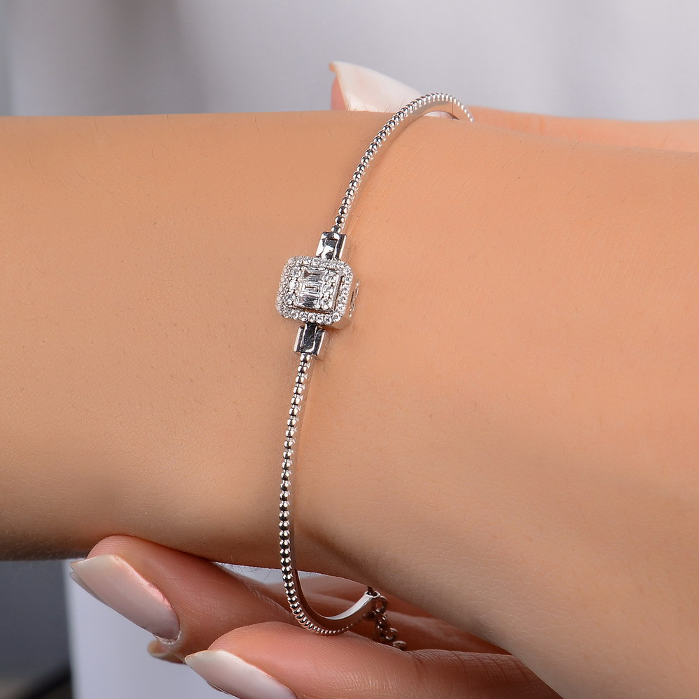 Baget Bileklikler 0,22 Karat Pırlanta Baget Kelepçe Bileklik