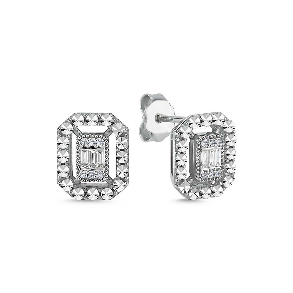 Baget Küpeler 0,16 Karat Pırlanta Kalem İşlemeli Baget Küpe