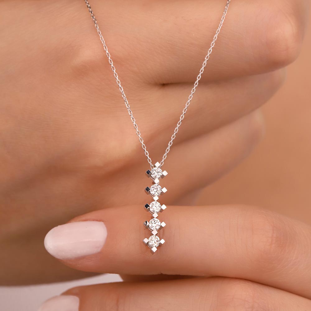 Özel Tasarım Kolyeler 0,35 Karat Pırlanta Penta Beştaş Kolye