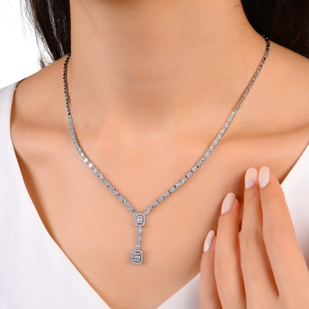 2,72 Karat Pırlanta Baget Gerdanlık