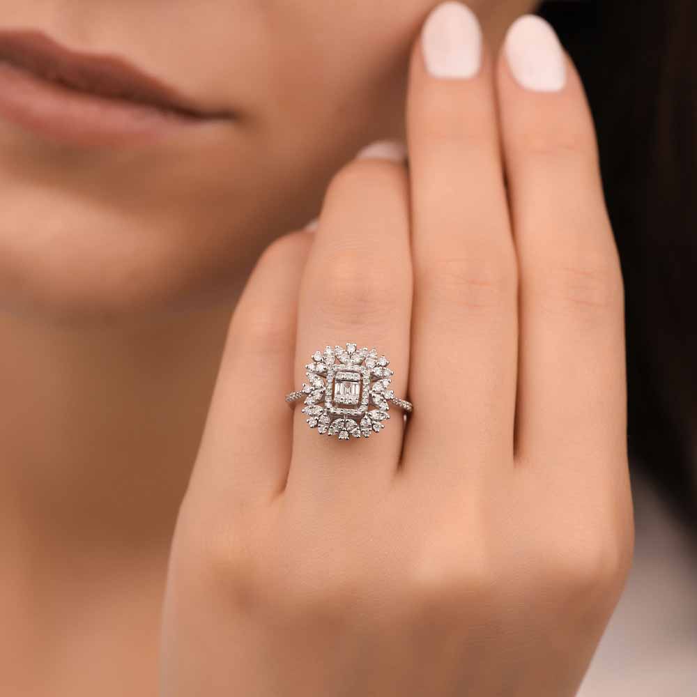 Baget Yüzükler 0,61 Karat Pırlanta Snowflake Baget Yüzük