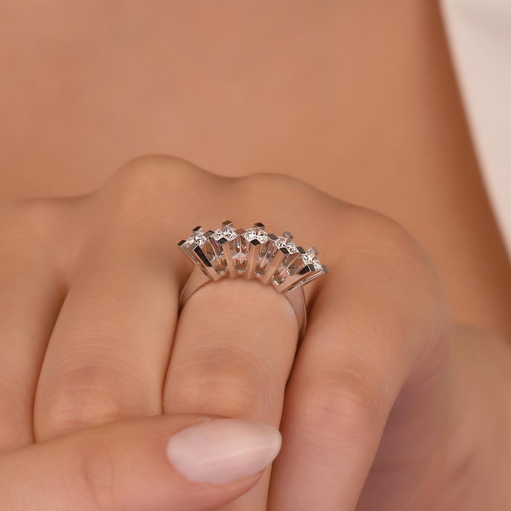 1,00 Karat Pırlanta Kare Tırnak Valiente Beştaş Yüzük