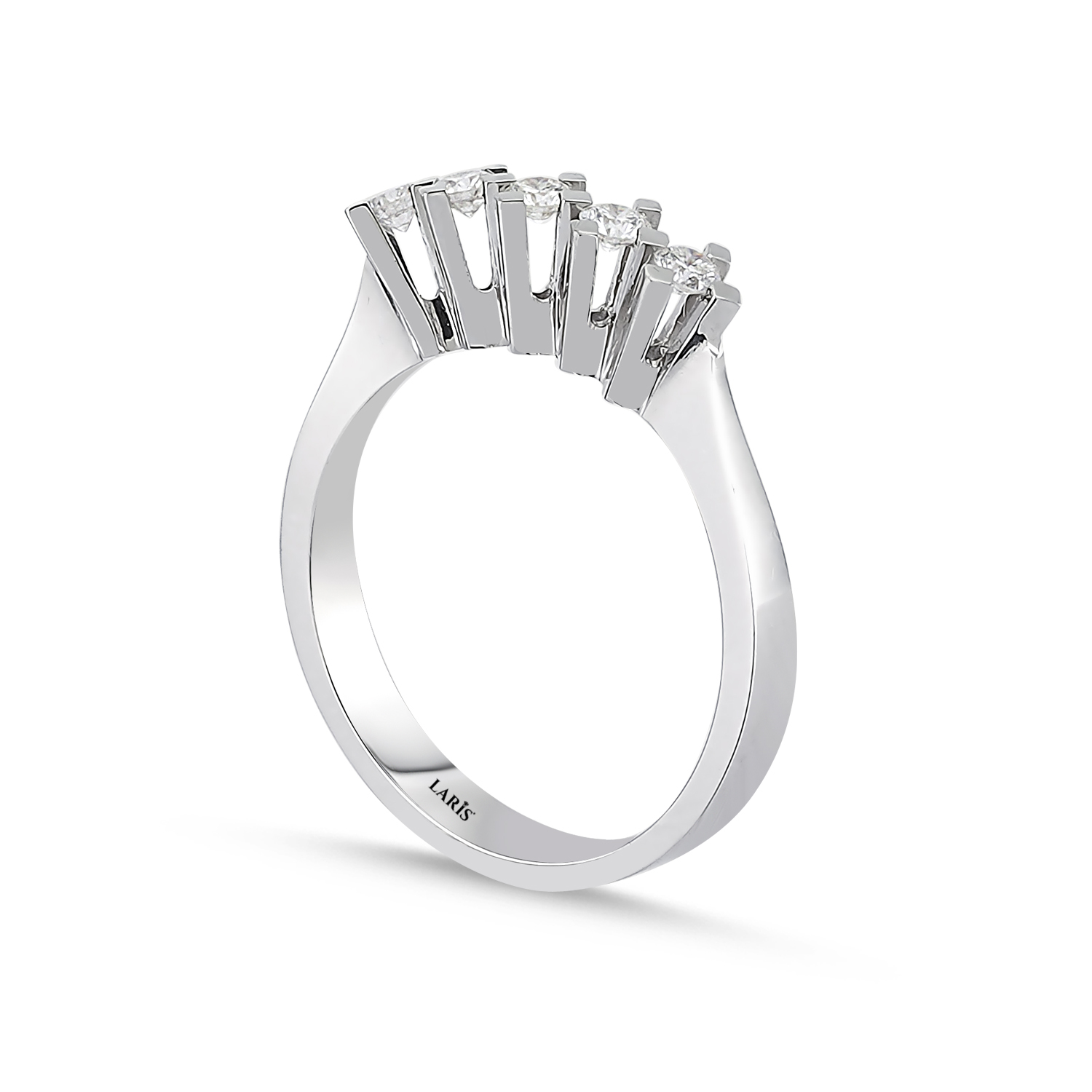 0,25 Karat Pırlanta Kare Tırnak Beştaş Yüzük