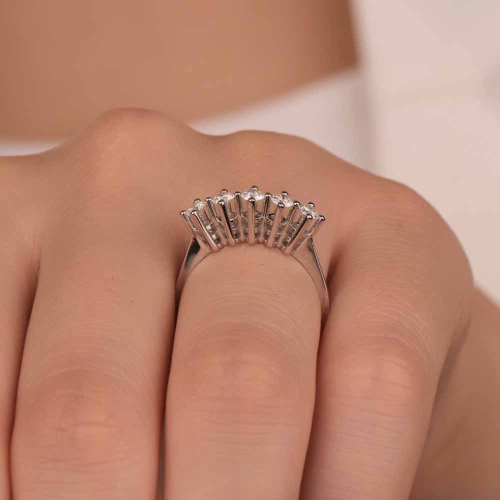 0,50 Karat Pırlanta Beştaş Yüzük