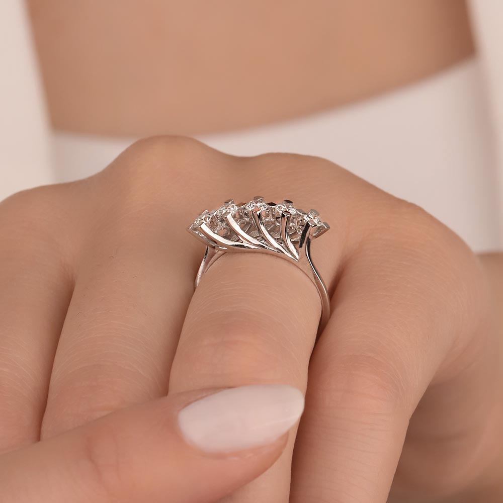 0.60 Karat Pırlanta Zenith Beştaş Yüzük