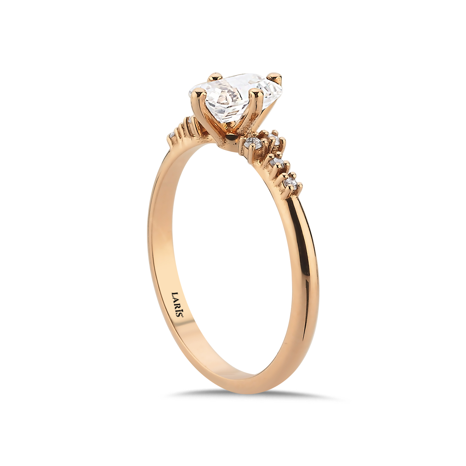 0,64 Karat Beyaz Topaz ve 0,07 Karat Pırlanta Vintage Yüzük