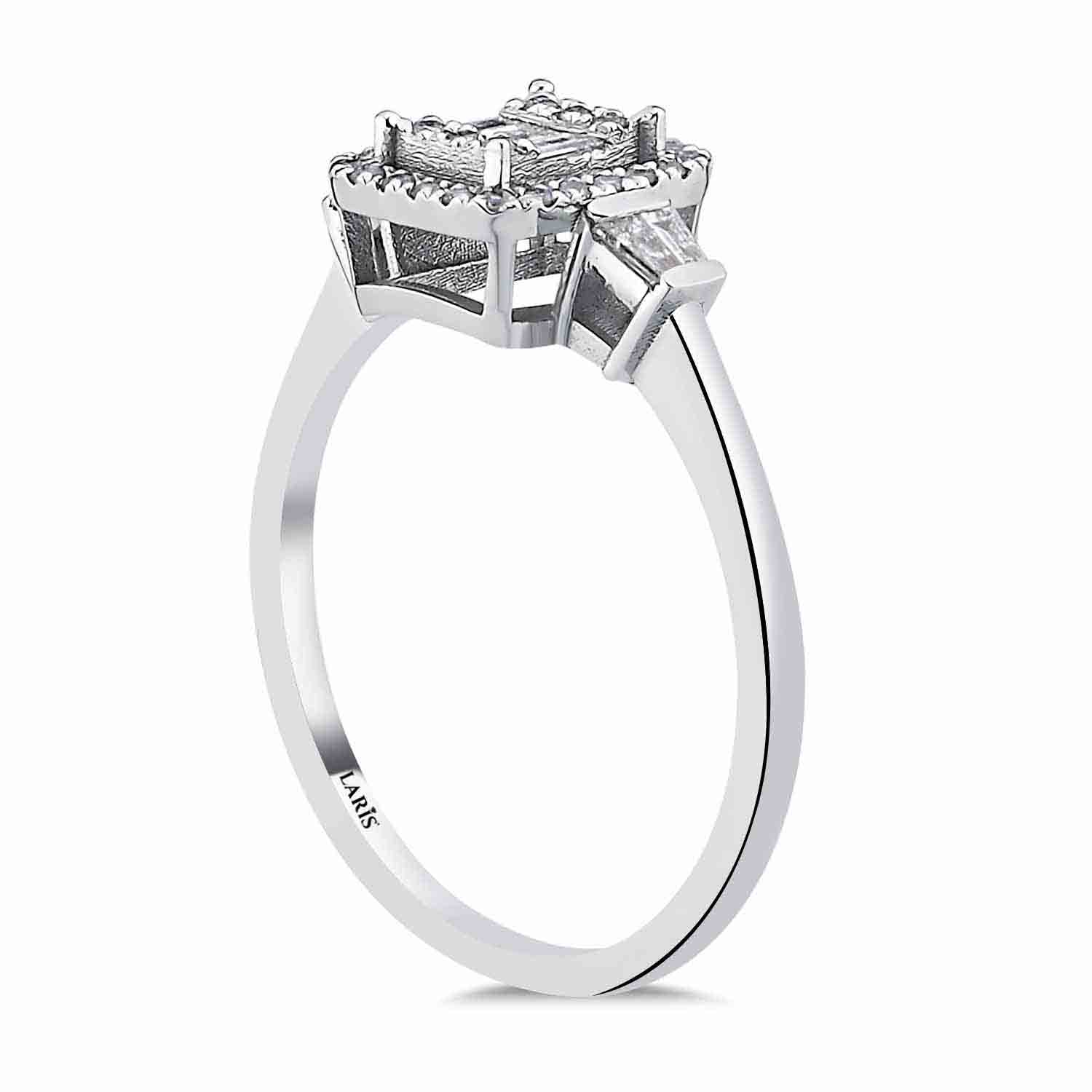 0.26 Karat Pırlanta Baget Yüzük