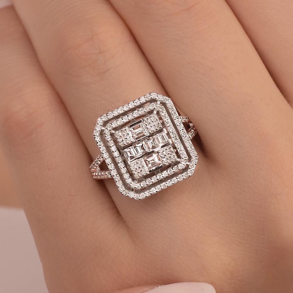 0,88 Karat Pırlanta Mega Çift Kollu Baget Yüzük