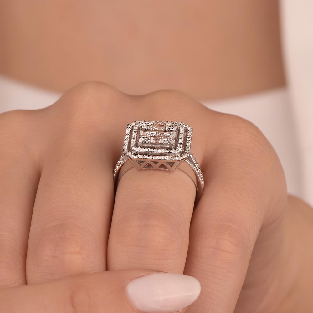 0,88 Karat Pırlanta Mega Çift Kollu Baget Yüzük