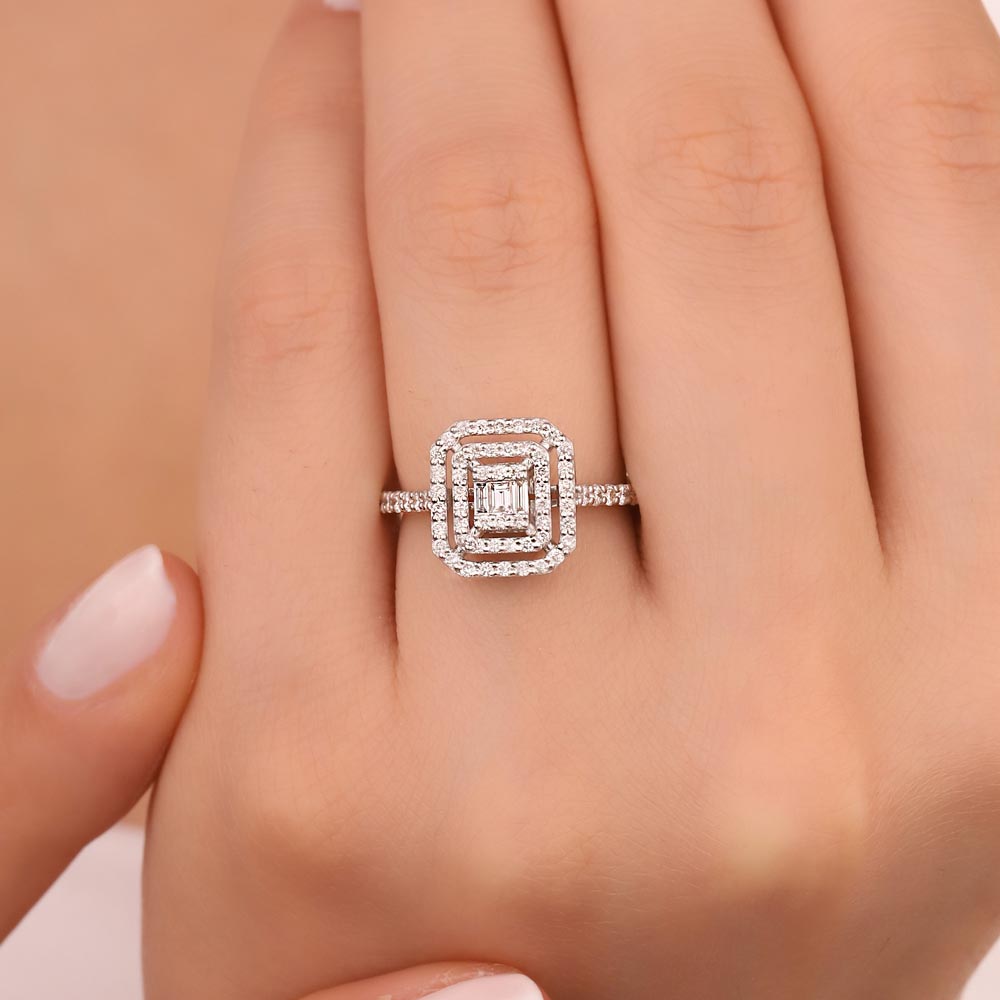 0.40 Karat Pırlanta Baget Yüzük