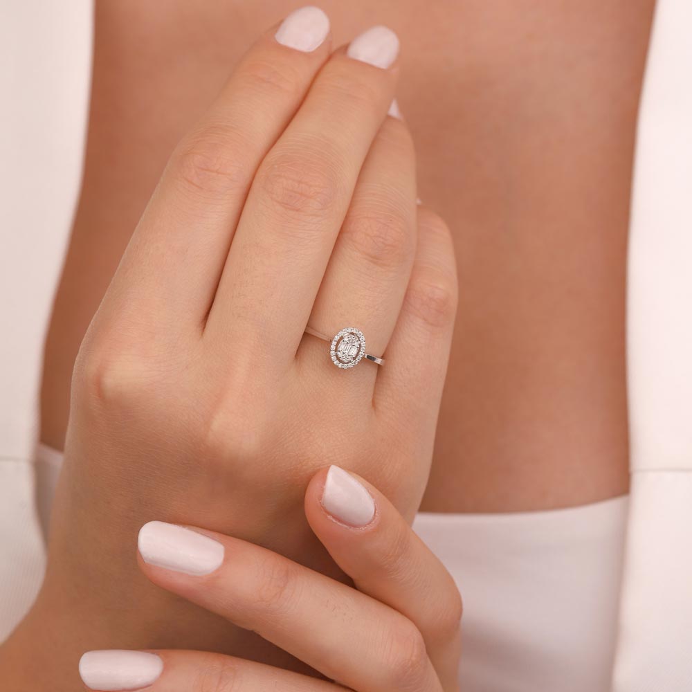 Baget Yüzükler 0.15 Karat Pırlanta Oval Baget Yüzük