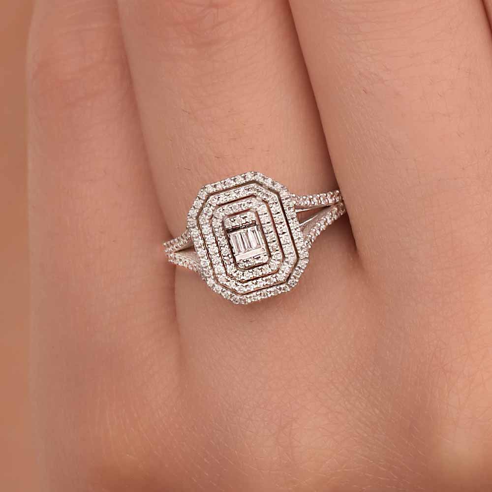 0,46 Karat Pırlanta Çift Kollu Baget Yüzük