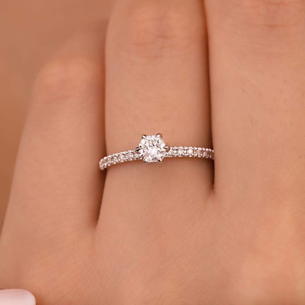 0,40 Karat Pırlanta Tiffany Tektaş Yüzük