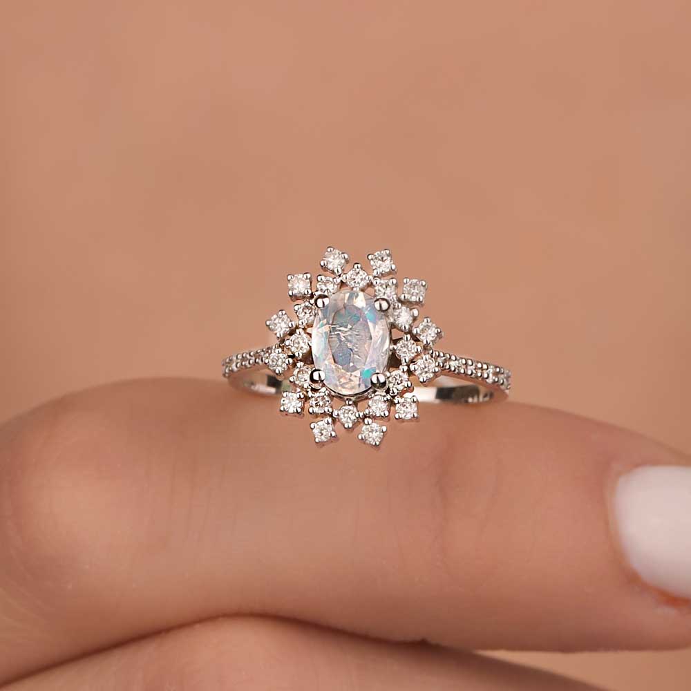 0,81 Karat Pırlanta Opal Kar Tanesi Yüzük