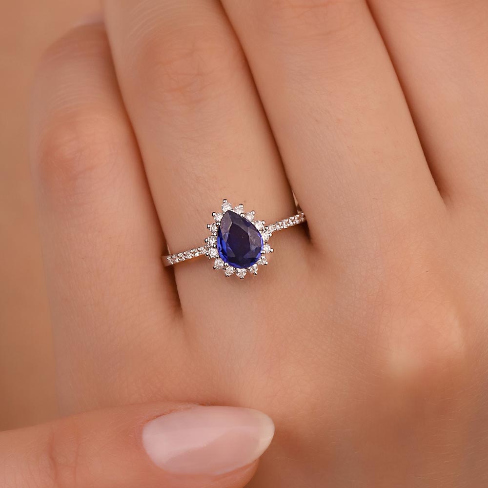 0,82 Karat Pırlanta Damla Royale Safir Yüzük