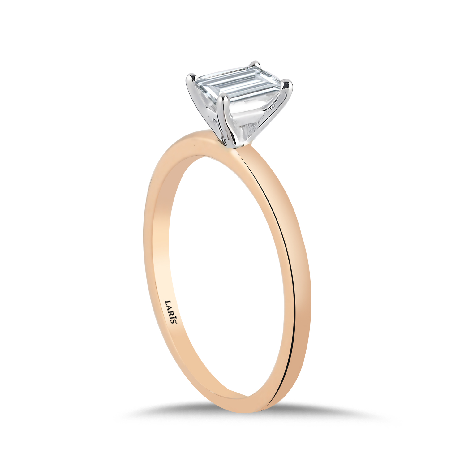 0,44 Karat Pırlanta Emerald Kesim Tektaş Pırlanta Yüzük