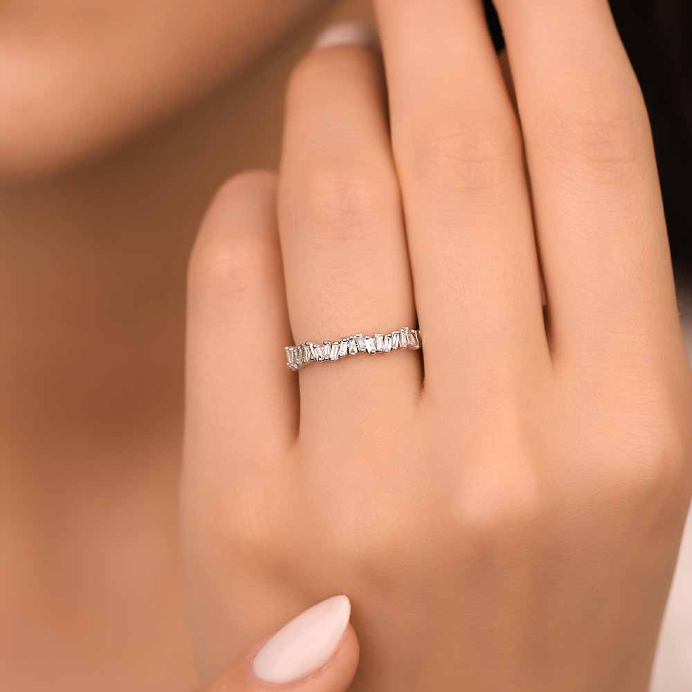 Tamtur / Yarımtur Yüzükler 0.42 Karat Pırlanta Özel Tasarım Çapraz Baget Yarımtur Yüzük