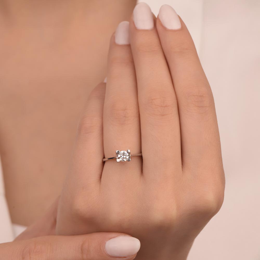 Tektaş Yüzükler 0.40 Karat Pırlanta Tektaş Yüzük